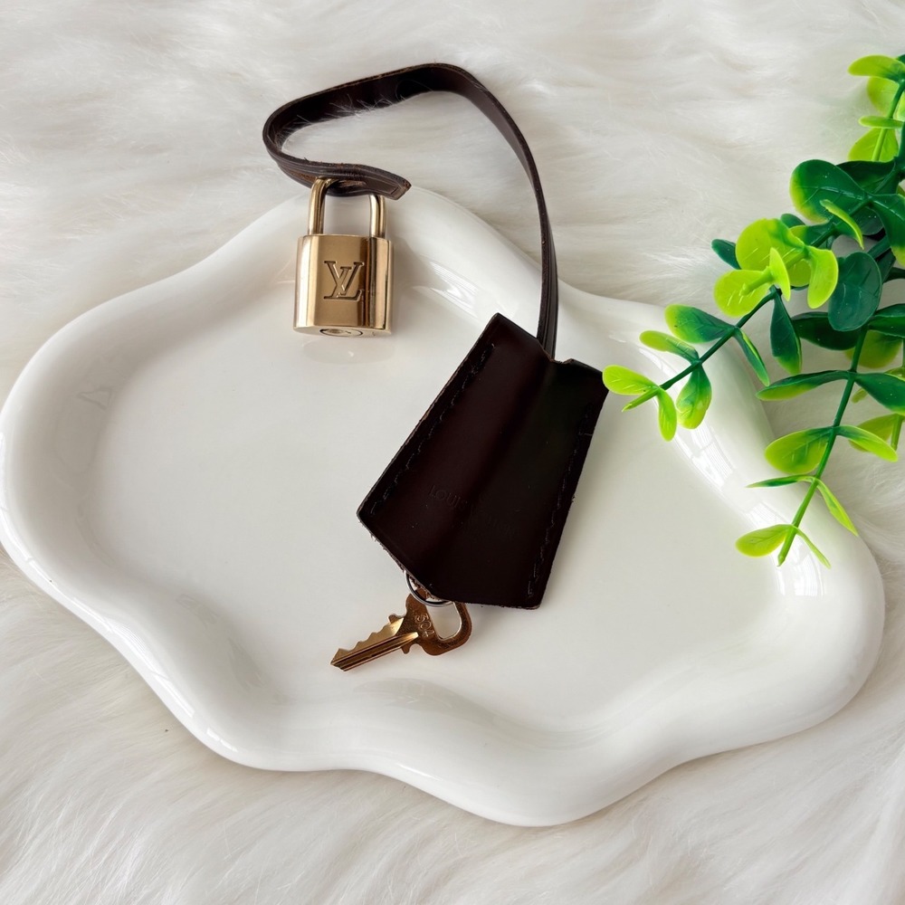 Louis Vuitton Dark Brown Leather Clochette Key Bell with Lock and Key 304
